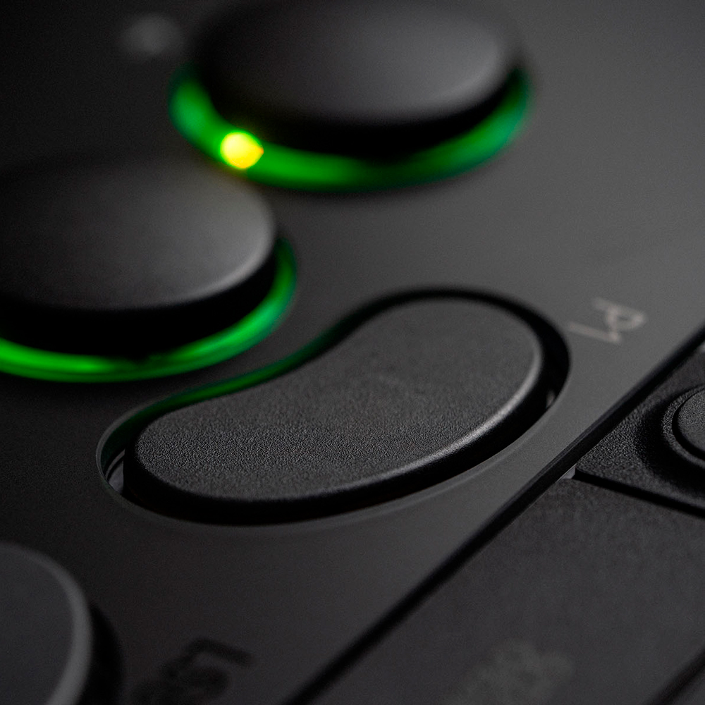 картинка Игровой контроллер 8BitDo Hitbox Arcade Controller, Xbox, черный от магазина Одежда+