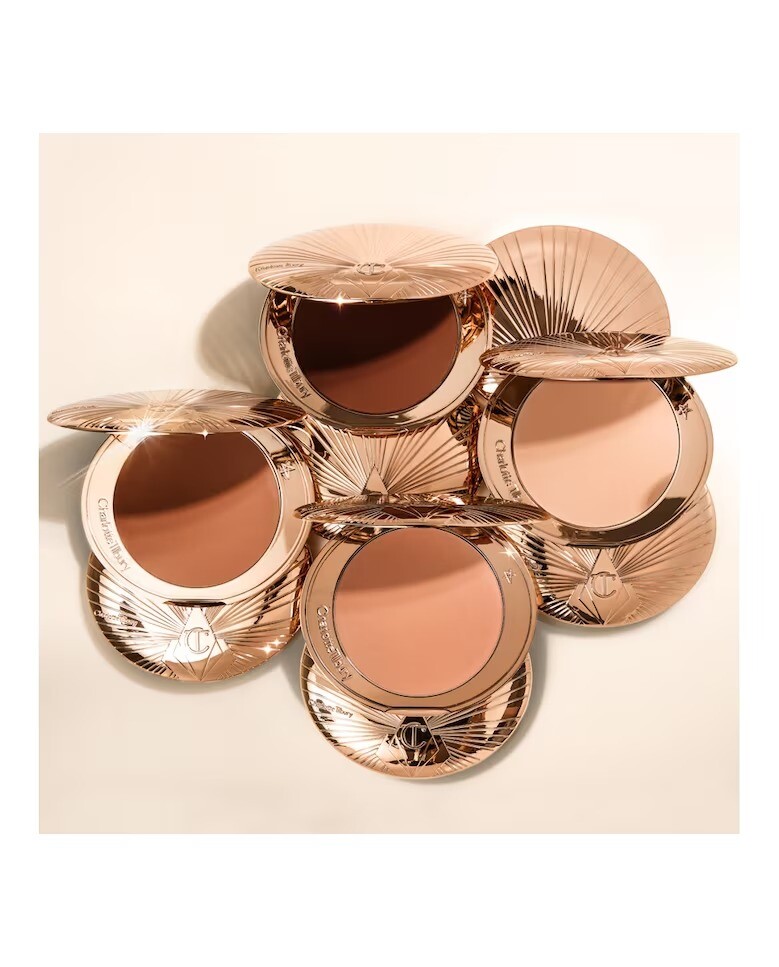 картинка Бронзер Charlotte Tilbury Airbrush Flawless, Оттенок Medium от магазина Одежда+