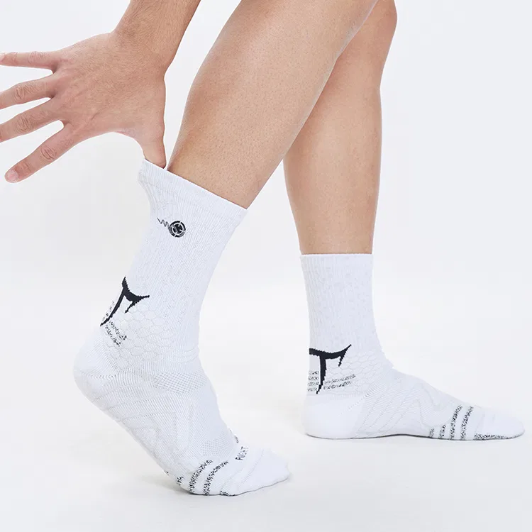 картинка Basketball Socks Unisex RIGORER, White Red от магазина Одежда+