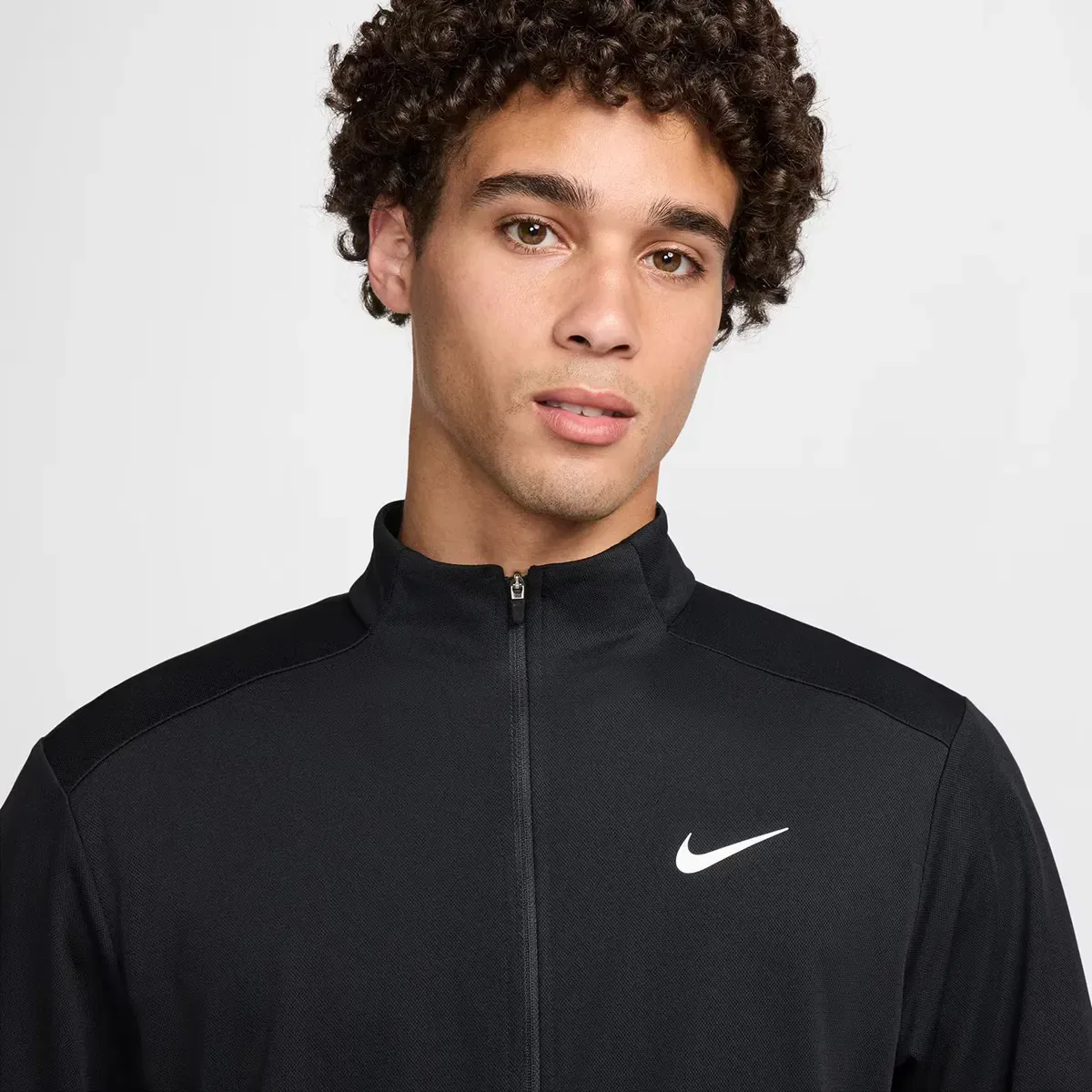 картинка Мужская толстовка из полиэстера Totality Nike, Negro от магазина Одежда+