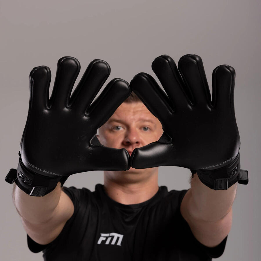 картинка FOOTBALL MASTERS Вратарские перчатки Varis X от магазина Одежда+