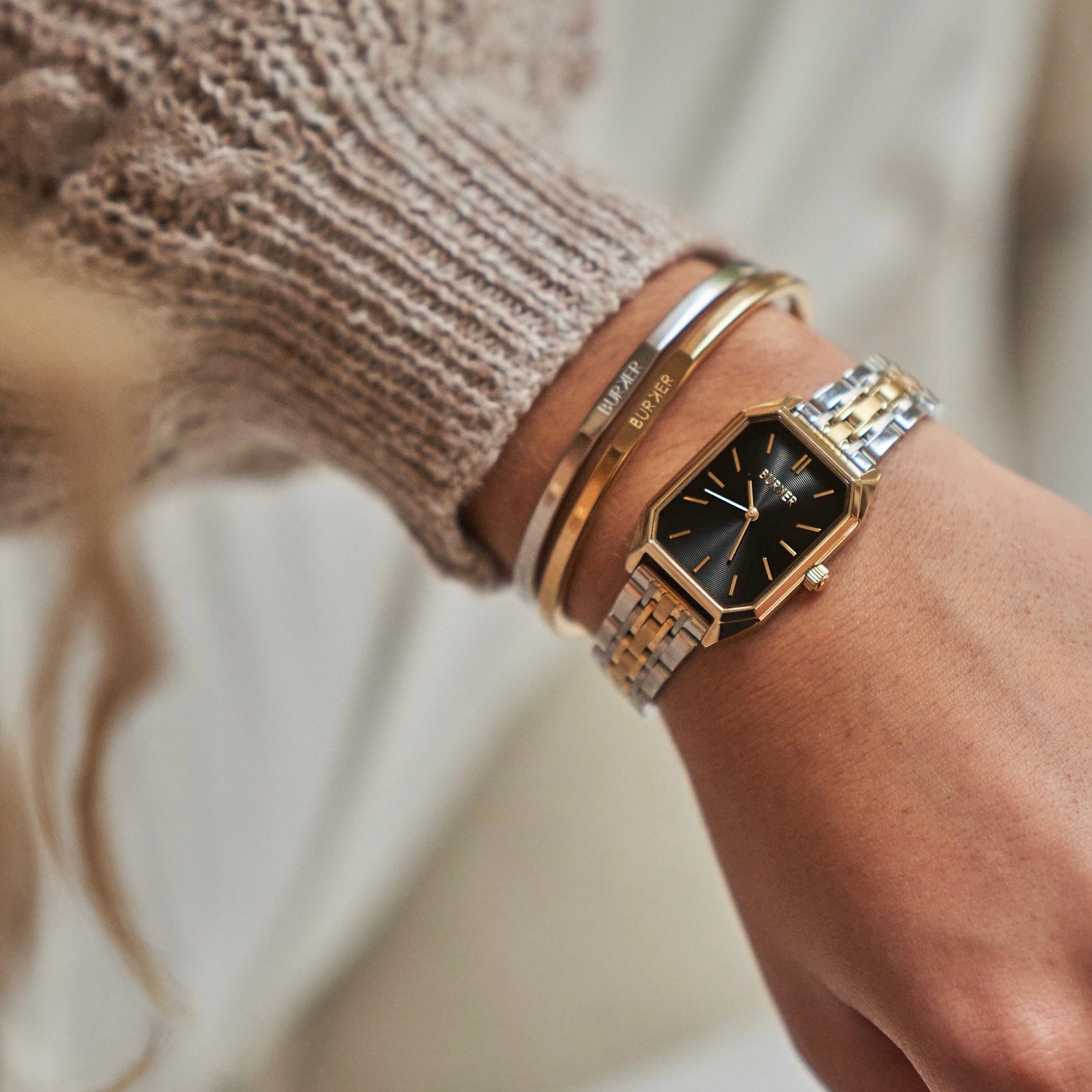 картинка Часы Isabell Black Gold Silver Burker от магазина Одежда+