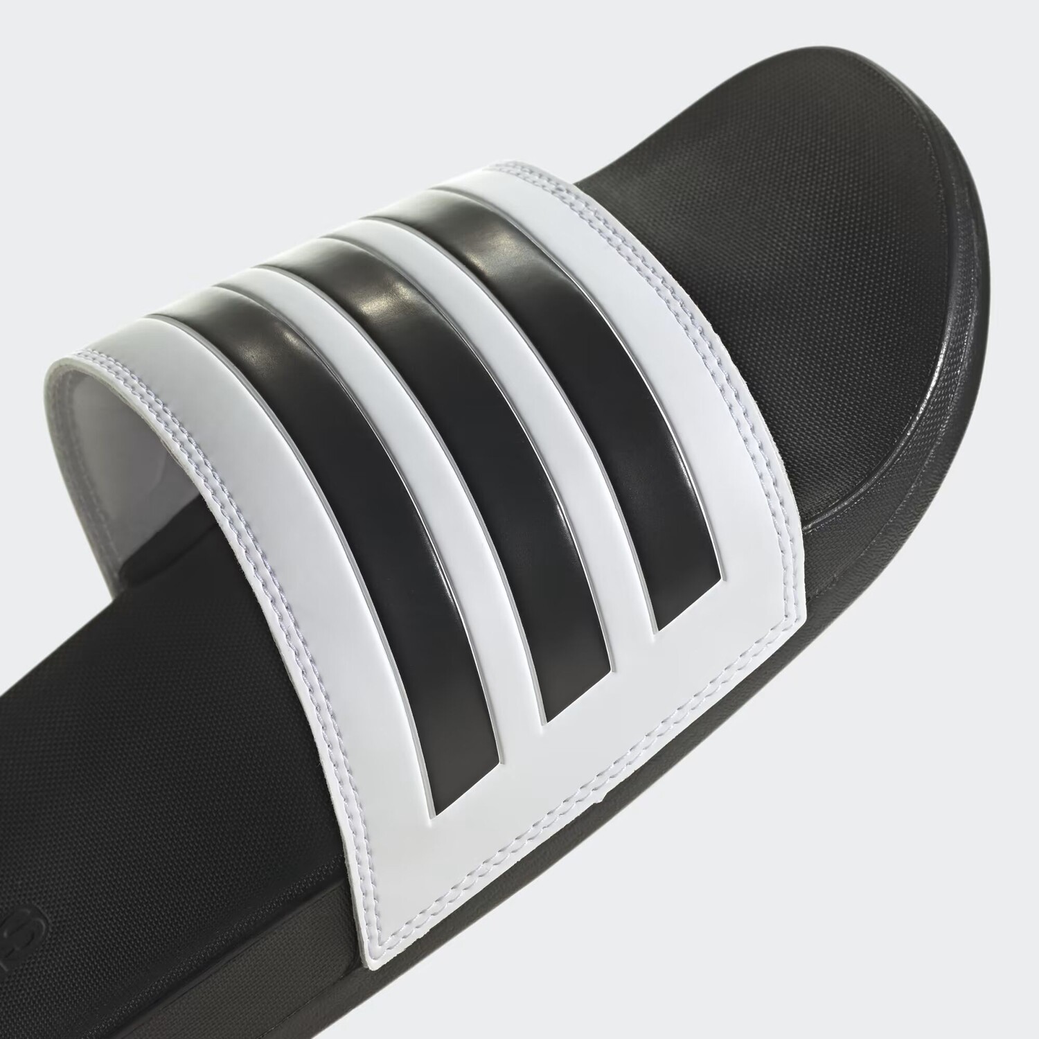 картинка Шлепанцы Adidas Adilette Comfort Slide от магазина Одежда+