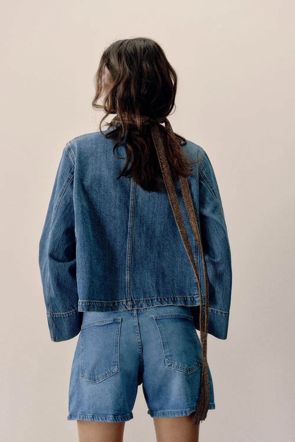 картинка Укороченная джинсовая куртка Z1975 ZARA, Mid-blue от магазина Одежда+