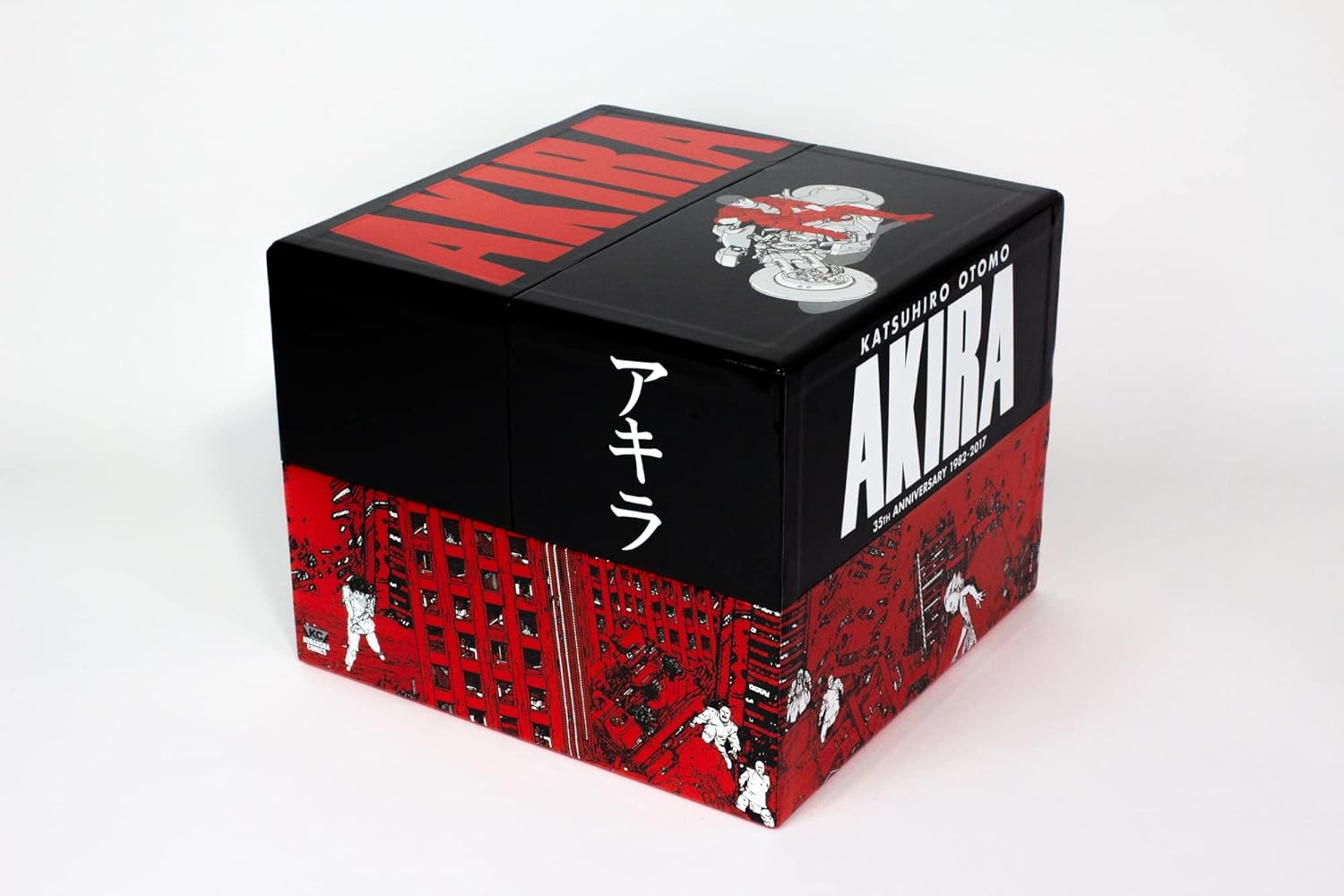 картинка Akira 35th Anniversary Box Set (Kodansha Comics) от магазина Одежда+