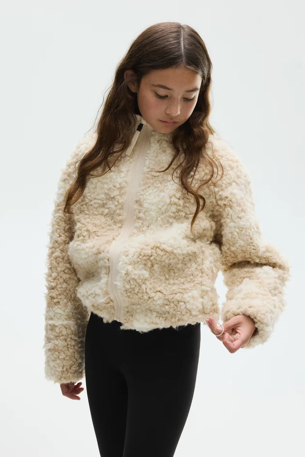 картинка Спортивная куртка из плюшевого флиса H&M, Beige от магазина Одежда+