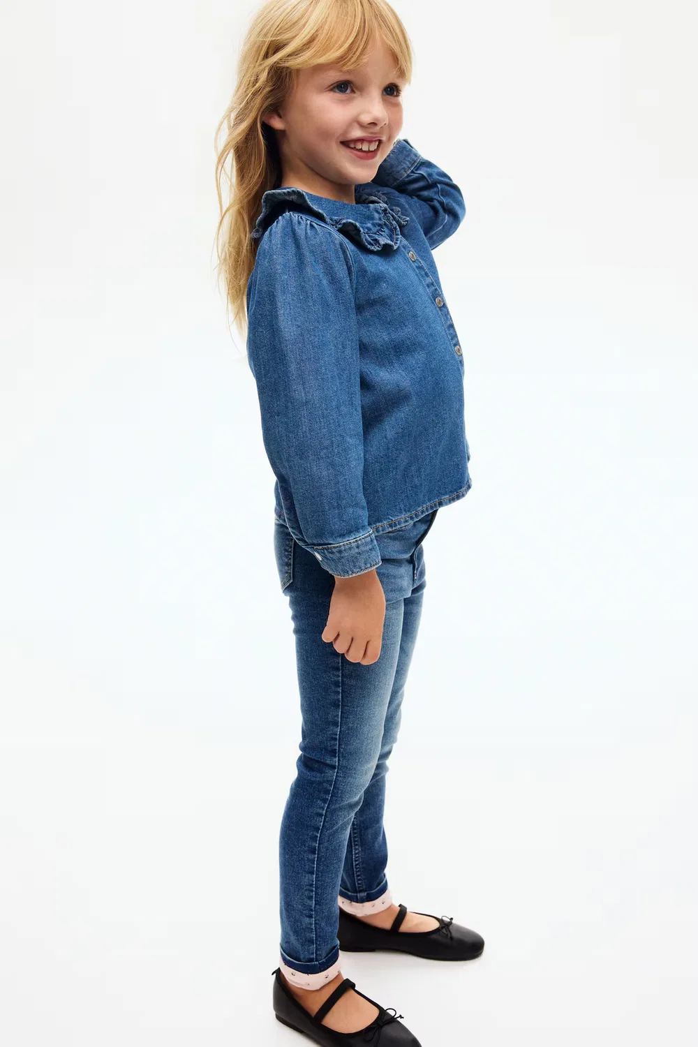 картинка Узкие джинсы на подкладке H&M, Denimblau/Geblümt от магазина Одежда+