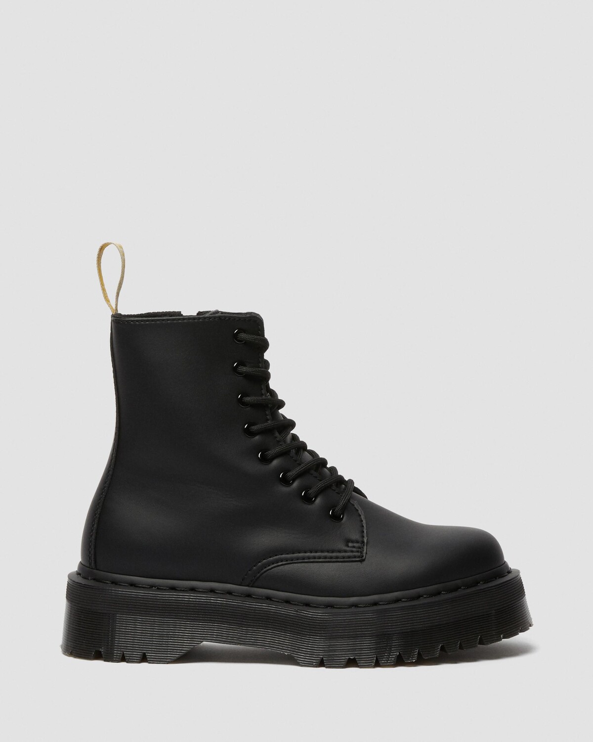 картинка Ботинки Dr. Martens Vegan Jadon II Mono, черные от магазина Одежда+