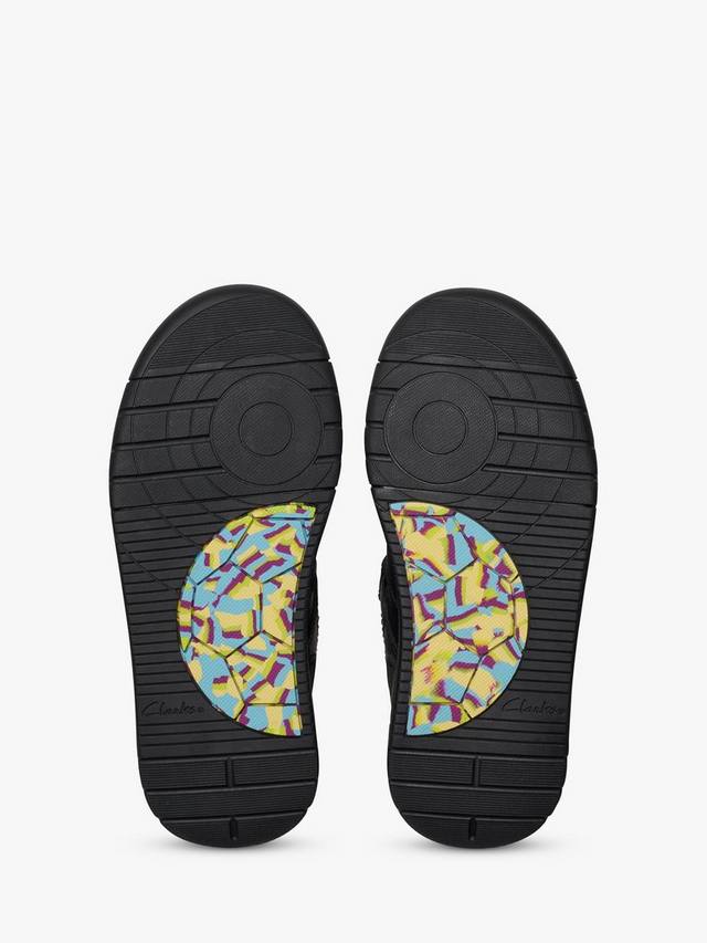 картинка Школьные ботинки Clarks Laser Track из кожи, Черные от магазина Одежда+