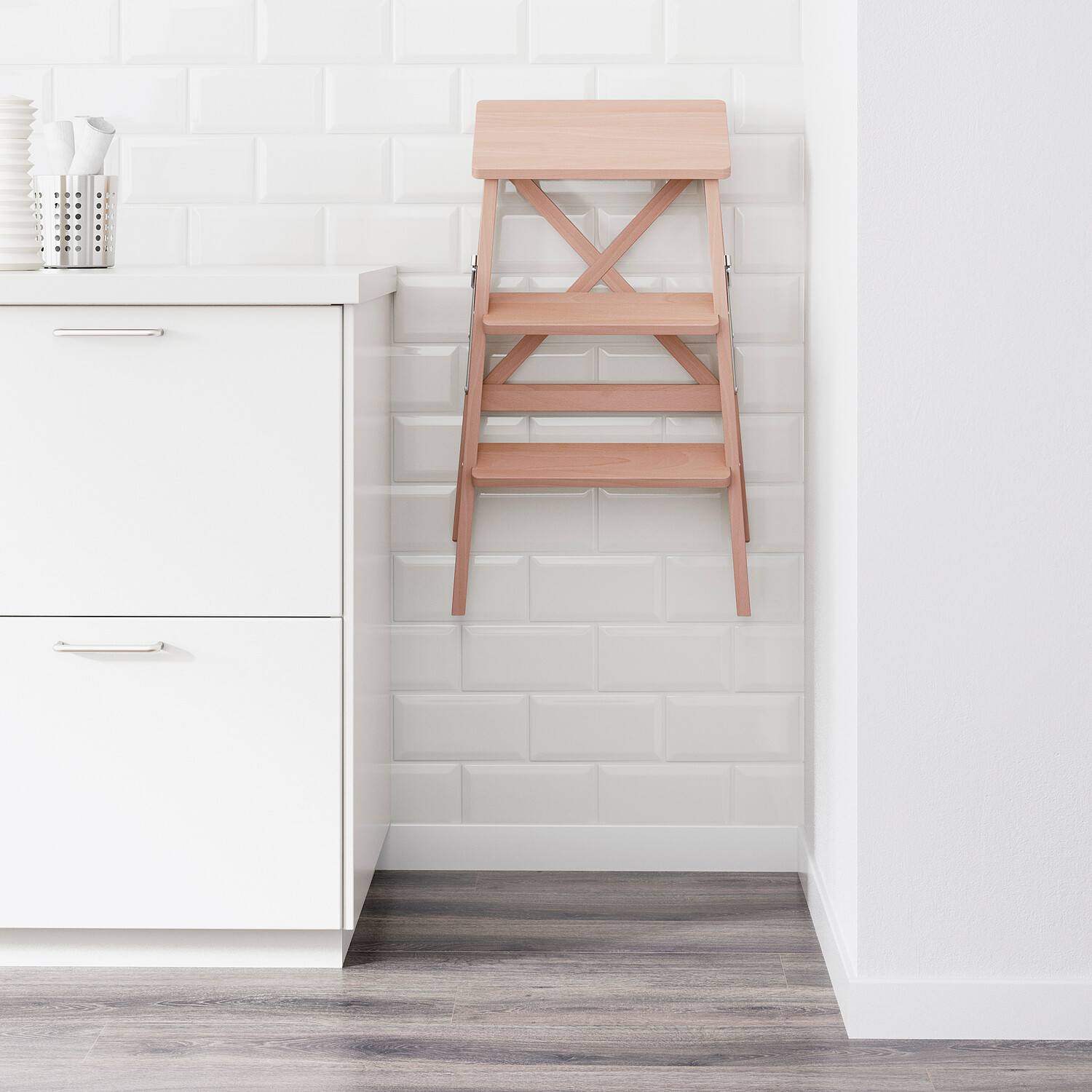 картинка Стремянка Ikea Bekvam, бук от магазина Одежда+