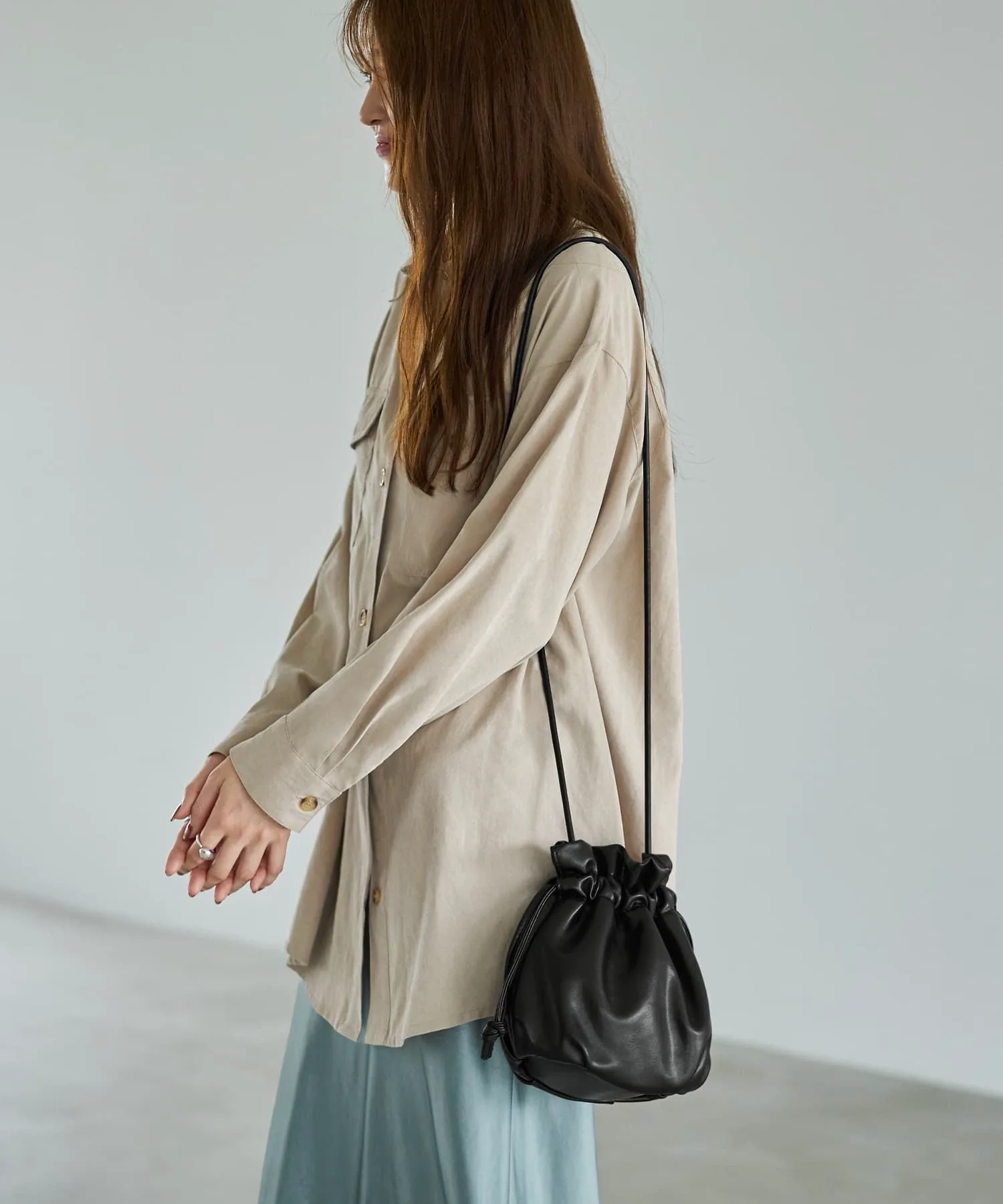 картинка Персиковая твиловая рубашка оверсайз Style Deli, Light beige от магазина Одежда+