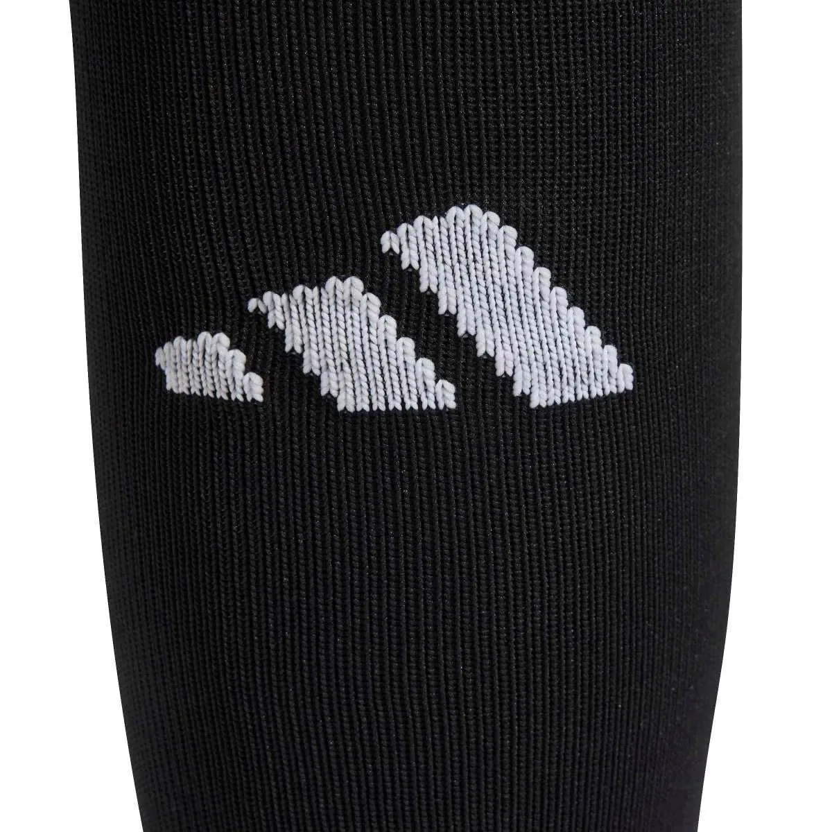 картинка Мужские футбольные гетры Milano Sleeve adidas, Negro от магазина Одежда+