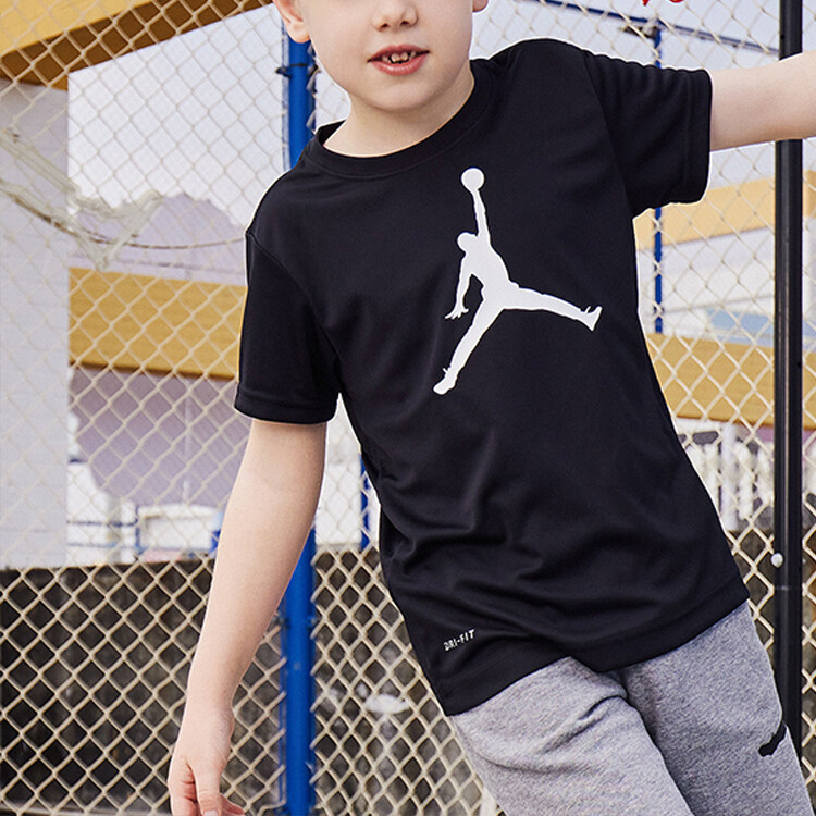 картинка Детская футболка Jordan, цвет Black от магазина Одежда+