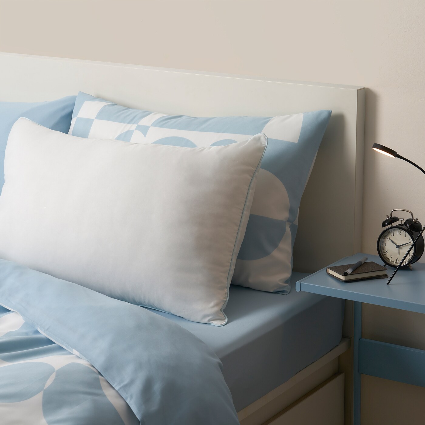 картинка Подушка, низкая IKEA, 50x80 см от магазина Одежда+