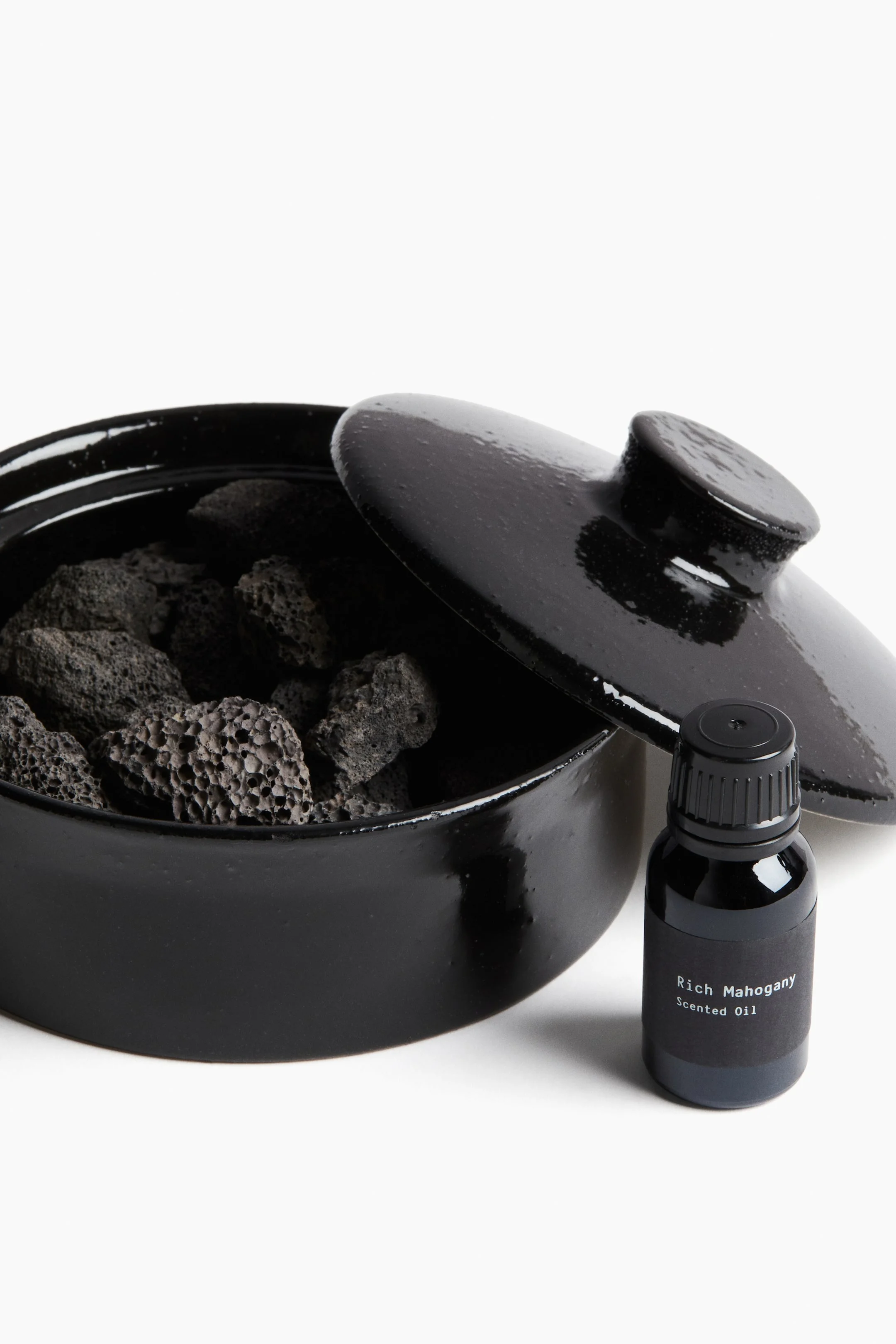 картинка Диффузор H&M Volcanic Lava, магнолия от магазина Одежда+
