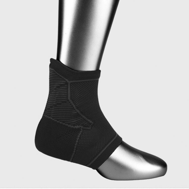 картинка Накладка Nike на щиколотку, цвет Black от магазина Одежда+