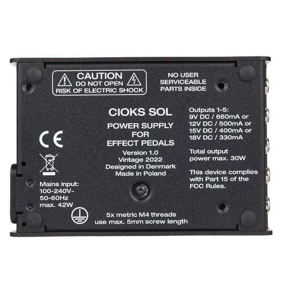 картинка Блок питания Cioks Sol, 5 выходов, 9V/660mA, черный от магазина Одежда+