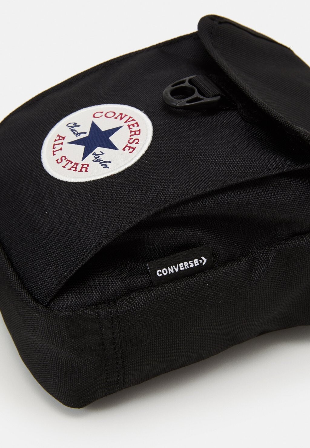 картинка Сумка через плечо Converse, черный от магазина Одежда+