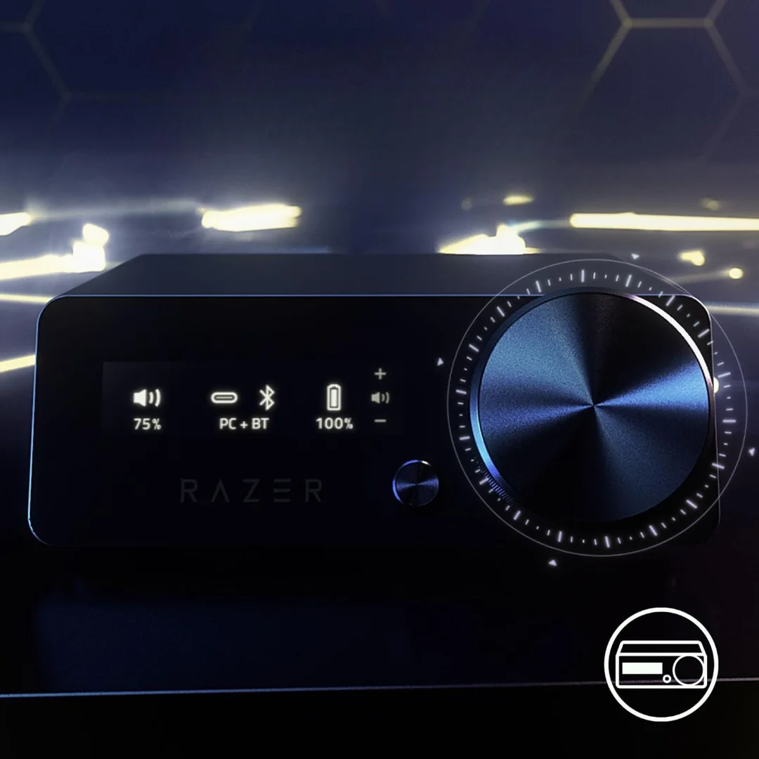 картинка Беспроводная игровая гарнитура Razer Kraken V4 Pro, черный от магазина Одежда+