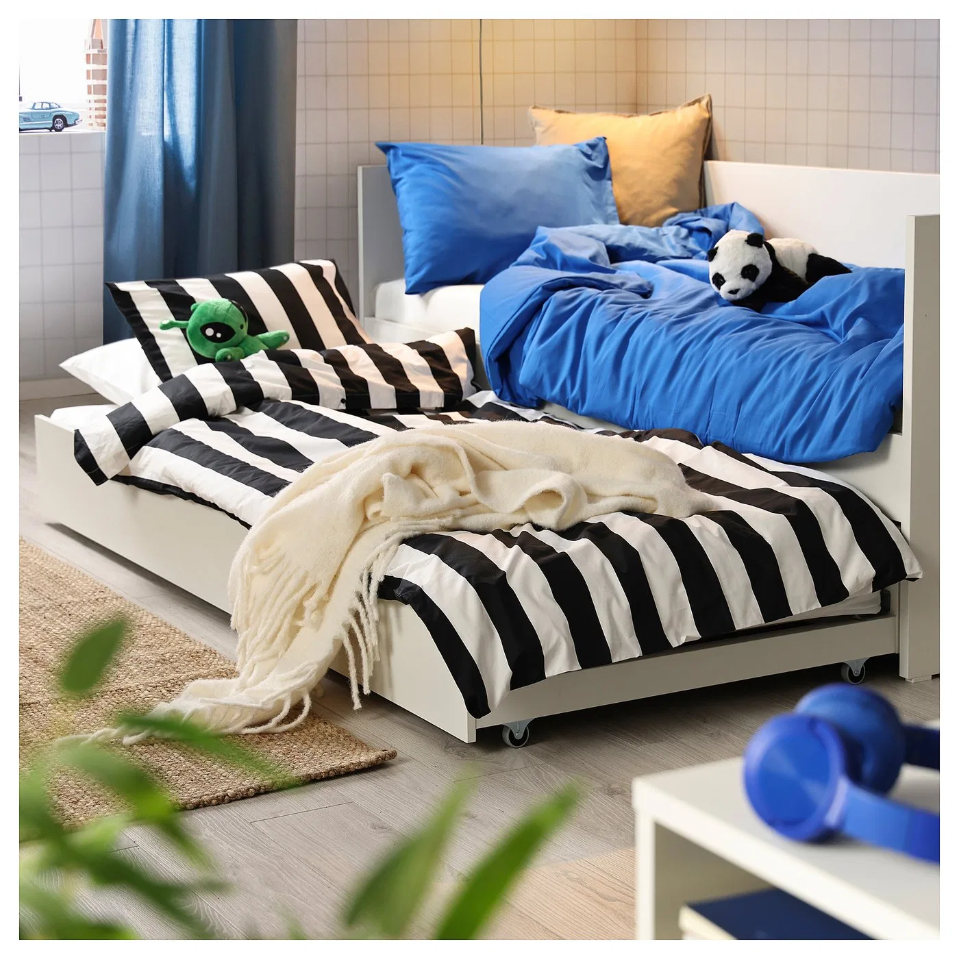 картинка Выдвижная кровать IKEA VIHALS, 80x200 см, белый от магазина Одежда+