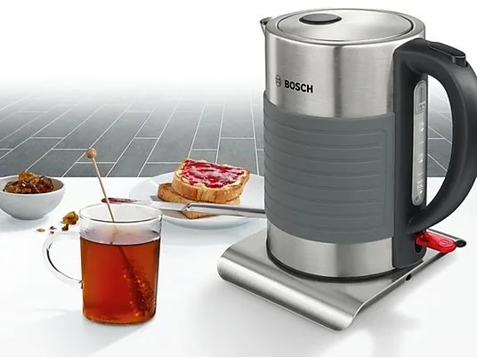 картинка Чайник Bosch TWK 7 S 05, серый / черный от магазина Одежда+