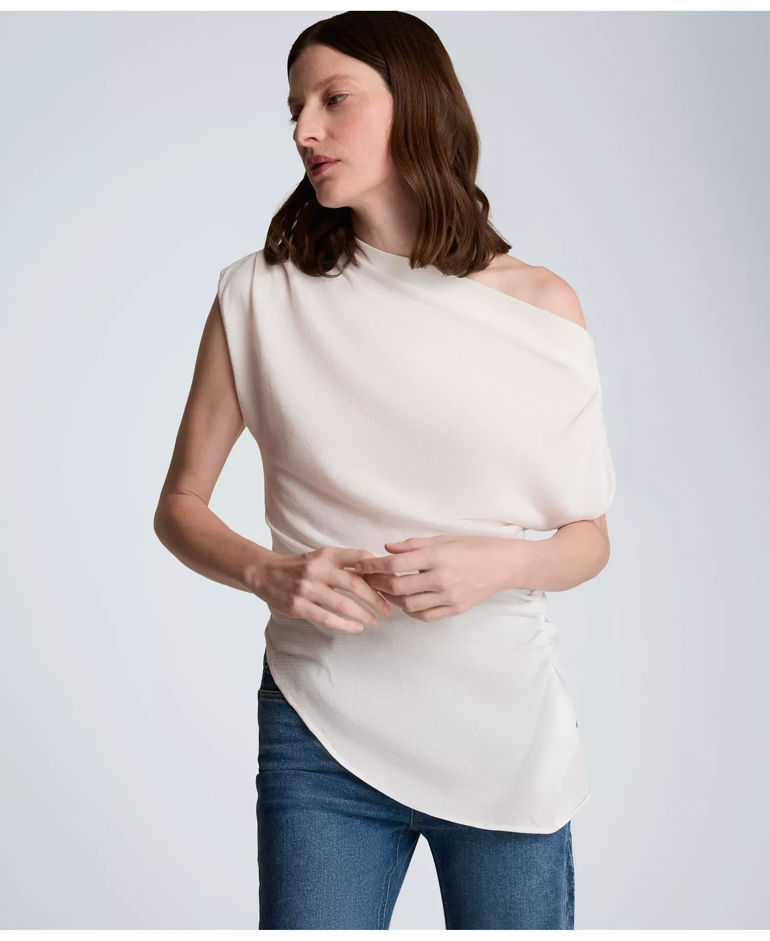 картинка оп Kenneth Cole Asymmetrical Drape Short-Sleeve, белый от магазина Одежда+