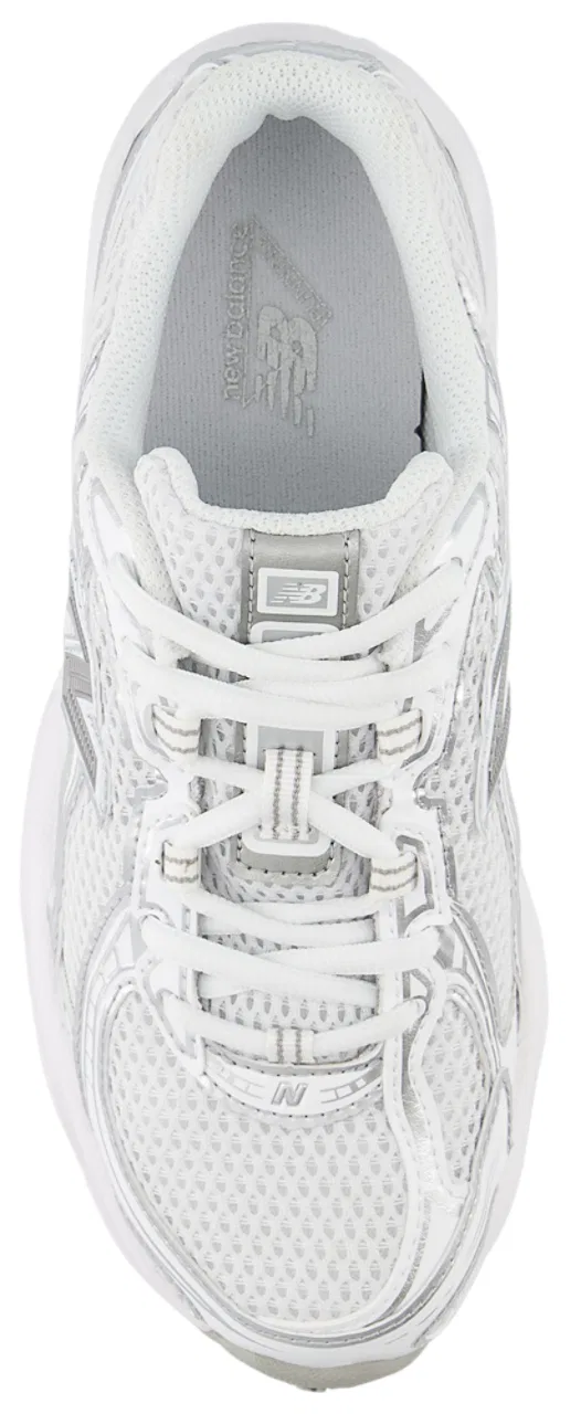 картинка Мальчиковые кроссовки 740 New Balance, цвет White/Silver от магазина Одежда+