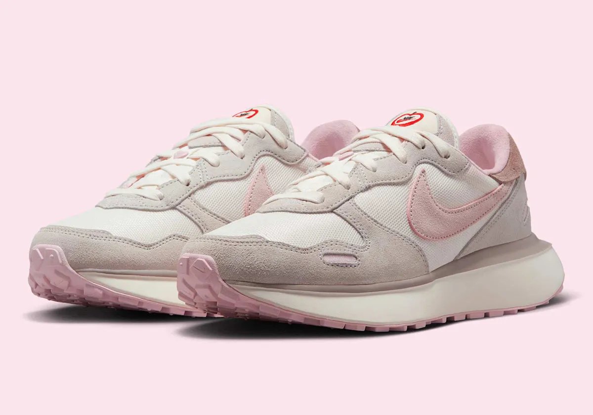 картинка Женские кроссовки Nike Phoenix Waffle 'Valentine's Day' от магазина Одежда+