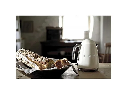 картинка Чайник Smeg KLF 03, кремовый от магазина Одежда+