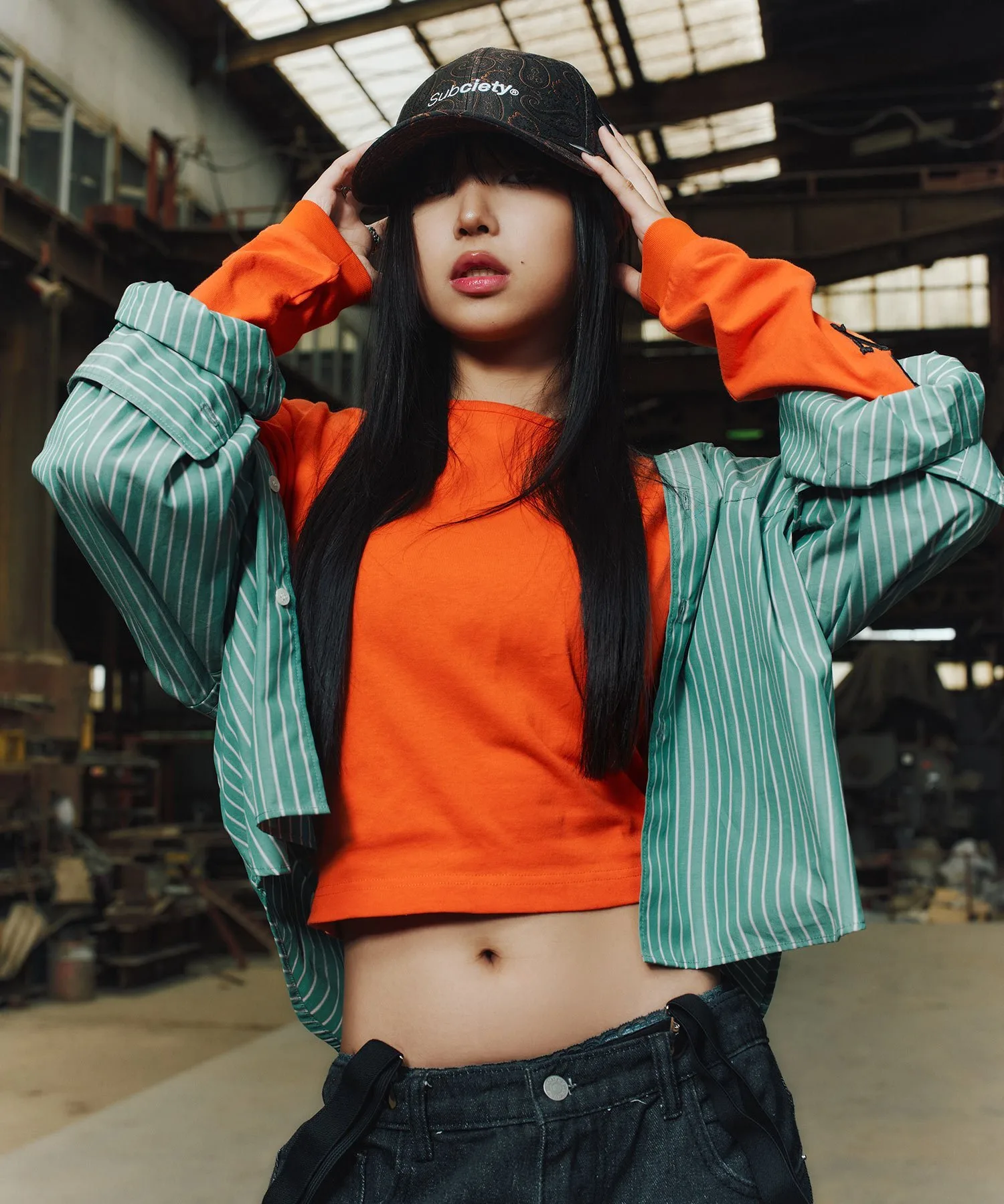 картинка Полосатая рубашка из хлопка Supima Subciety Womens, Green от магазина Одежда+