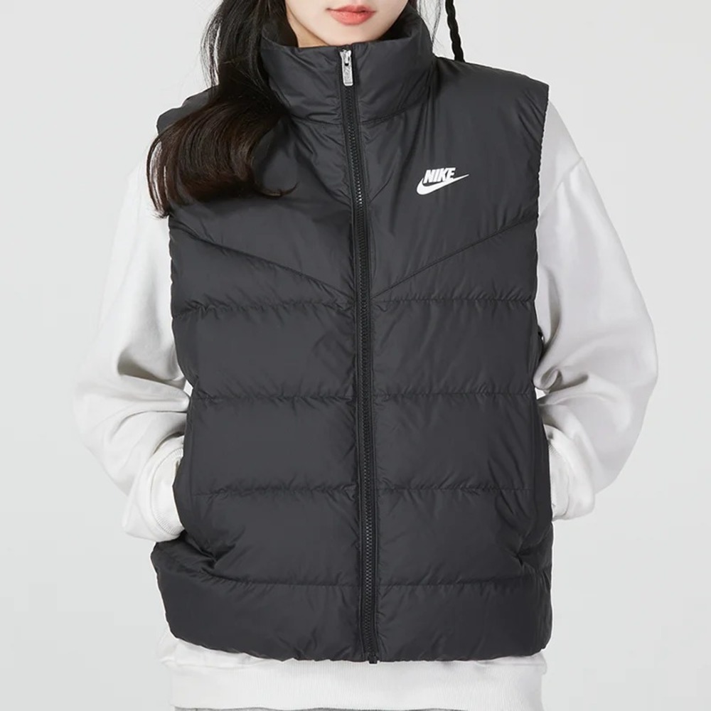 картинка Жилет Nike Windrunner, черный от магазина Одежда+