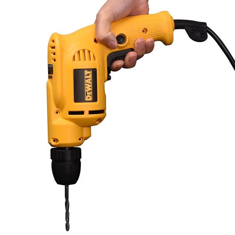 картинка Дрель электрическая Dewalt DWD014S, 550W от магазина Одежда+