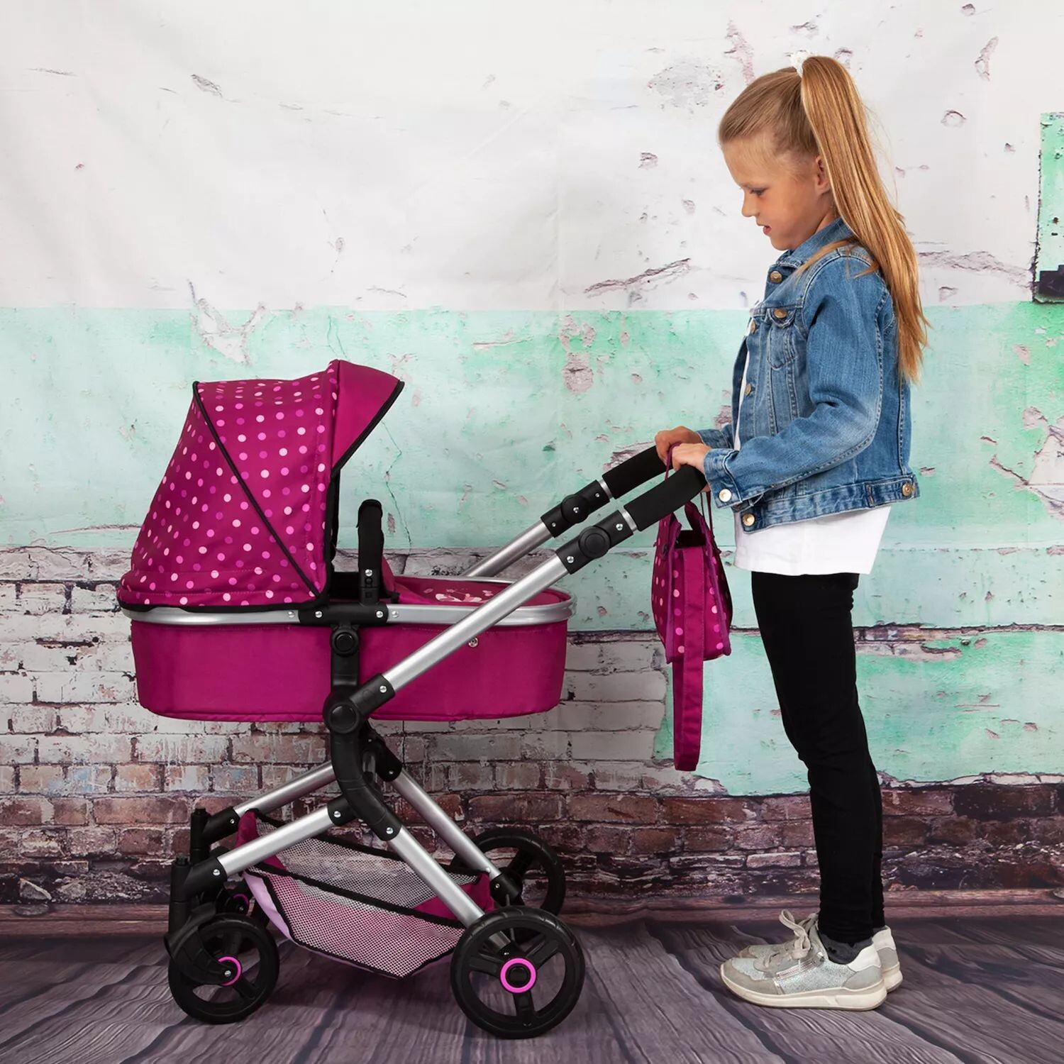 картинка Коляска Bayer City Baby Doll Bayer, красный от магазина Одежда+