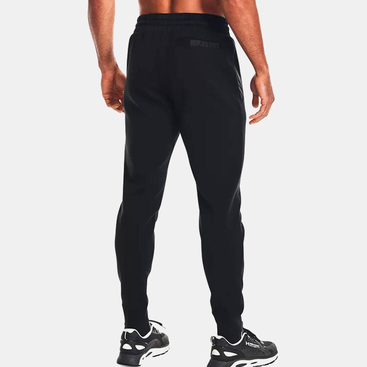картинка Мужские трикотажные спортивные штаны Under Armour, цвет Black от магазина Одежда+