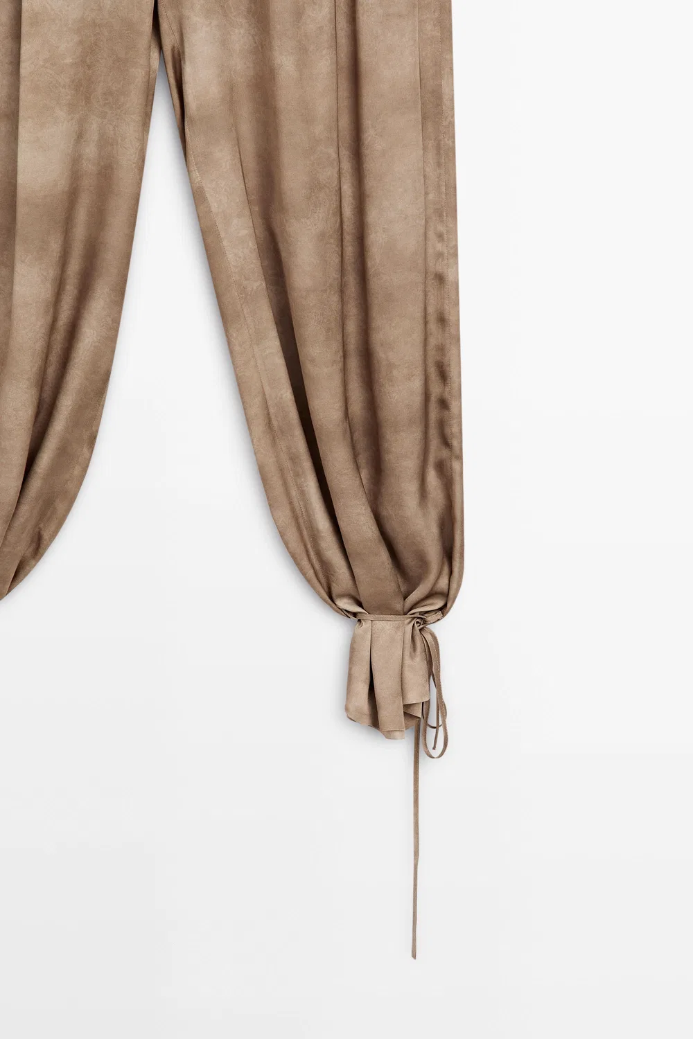 картинка Брюки Massimo Dutti Flowing With Tie-Detail Hem, бежевый от магазина Одежда+