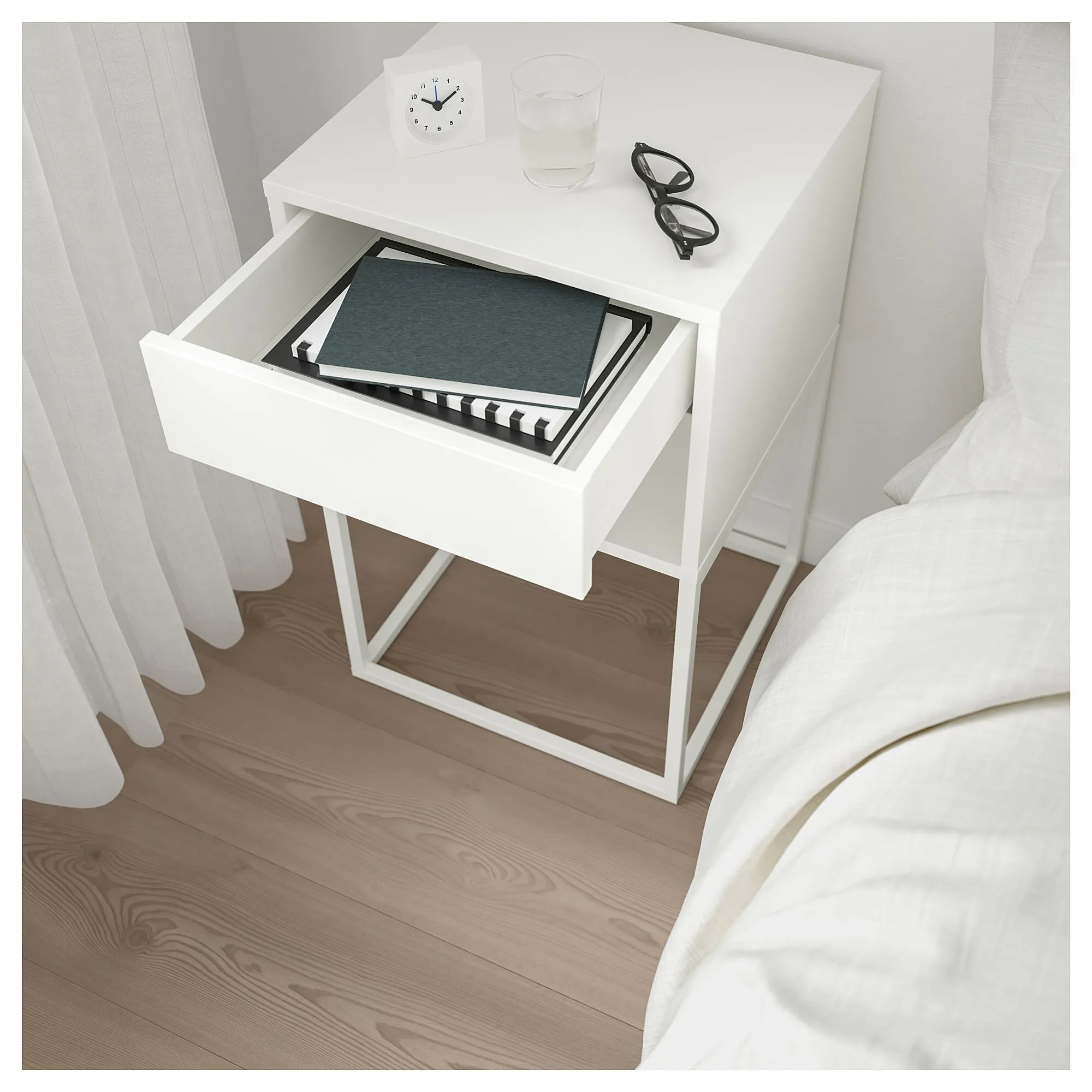картинка Прикроватная тумба IKEA VIKHAMMER, 40x39х65 см, белый от магазина Одежда+