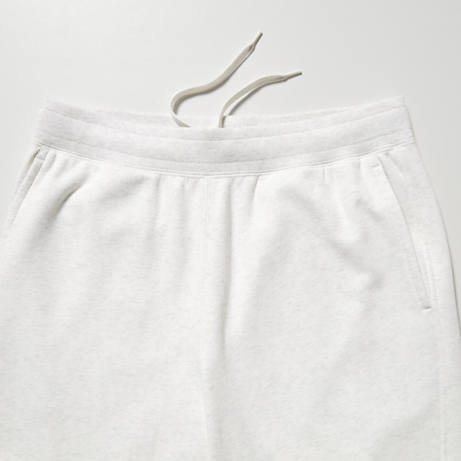 картинка Спортивные штаны UNIQLO, темно-синие от магазина Одежда+