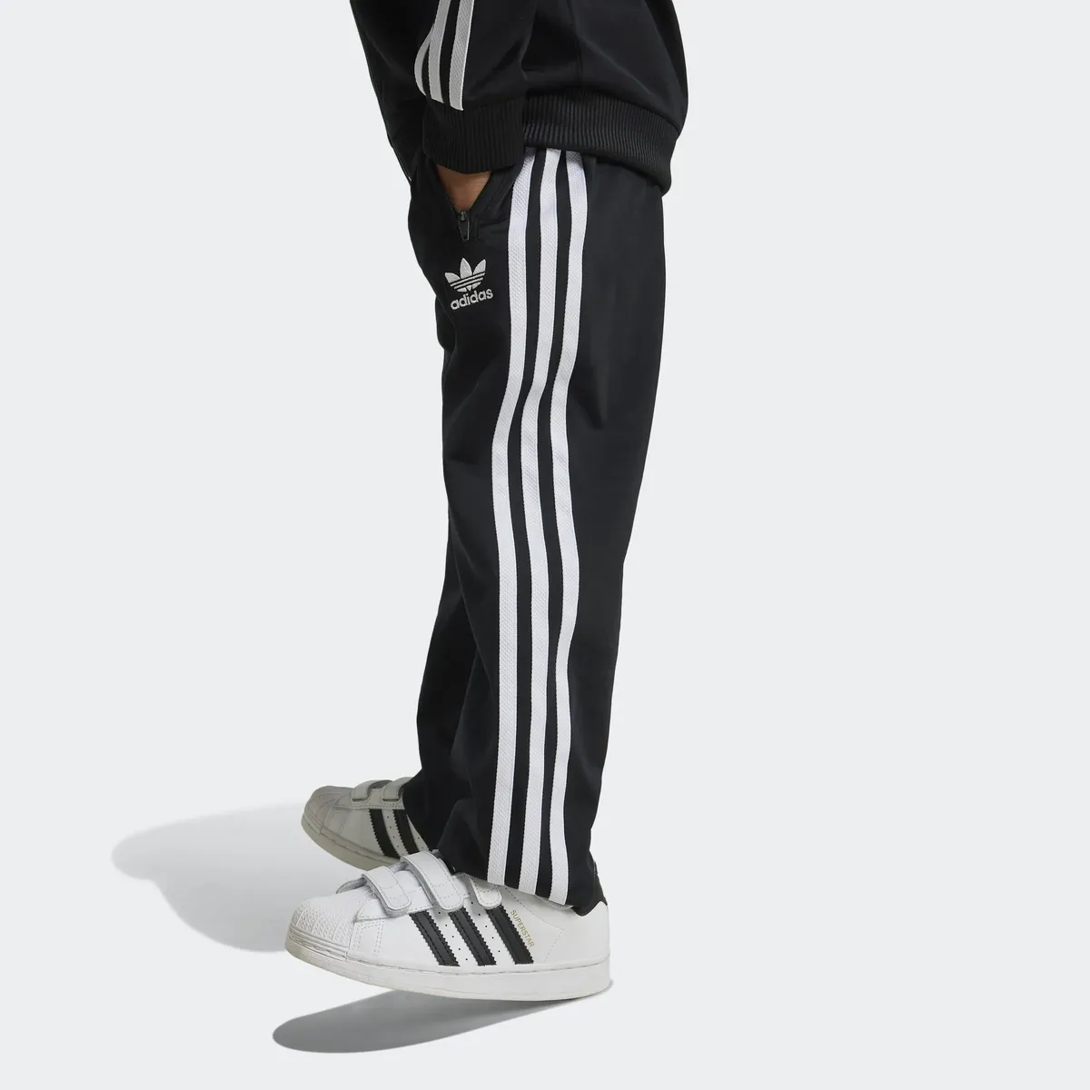 картинка Спортивный костюм Adidas Originals "FIREBIRD" (2 шт.), черный от магазина Одежда+