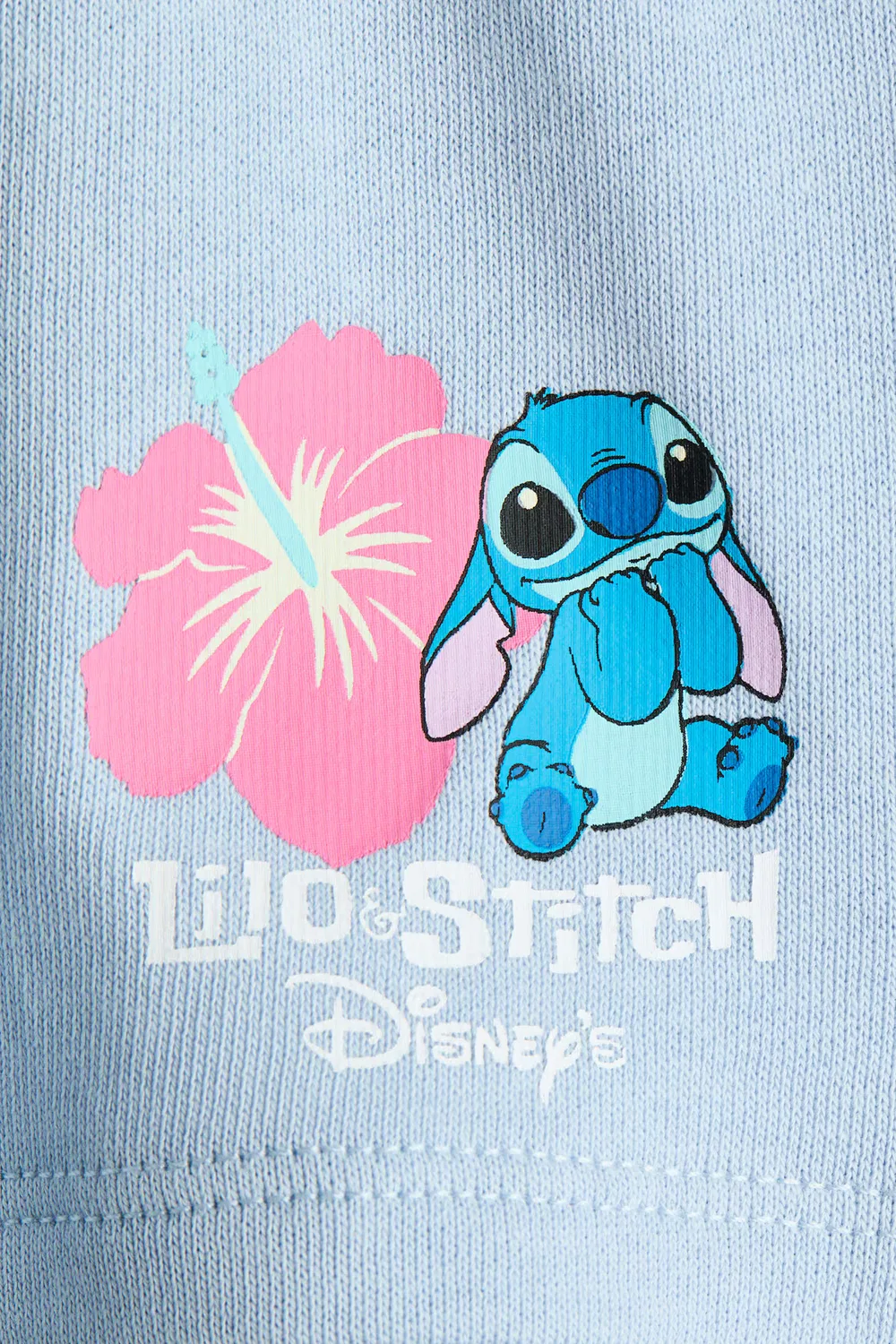 картинка Хлопковые шорты с принтом H&M, Hellblau/Lilo & Stitch от магазина Одежда+