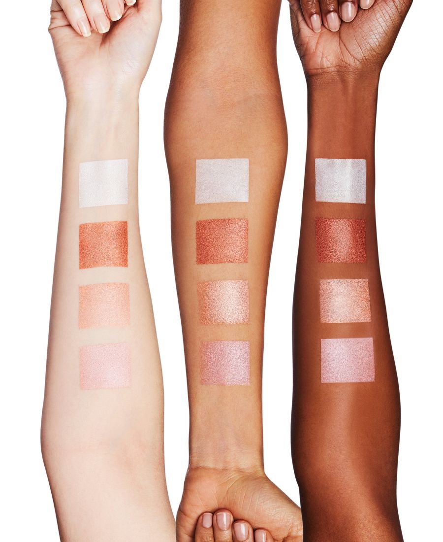 картинка Хайлайтер MAC Mineralize Skinfinish, оттенок Lightscapade от магазина Одежда+