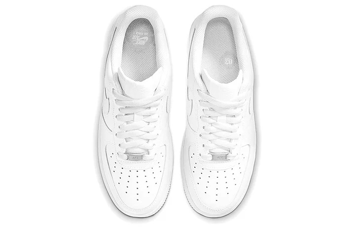 картинка Кроссовки Nike Air Force 1 '07 (женские) белые от магазина Одежда+