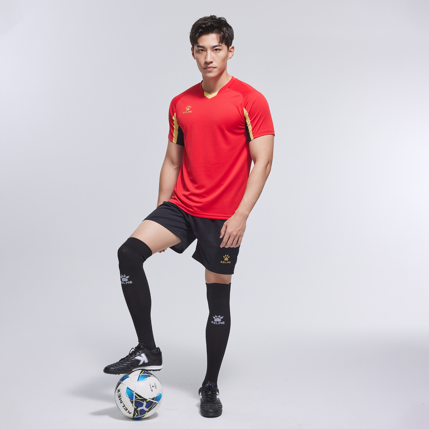 картинка Футбольная форма унисекс Kelme от магазина Одежда+