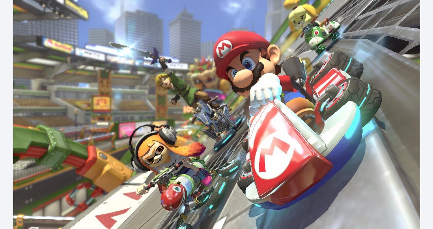 картинка Видеоигра Mario Kart 8 Deluxe - Nintendo Switch от магазина Одежда+