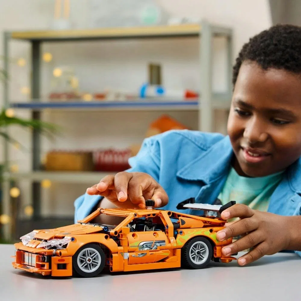 картинка Конструктор LEGO Technic Fast & Furious Toyota Supra MK4 от магазина Одежда+