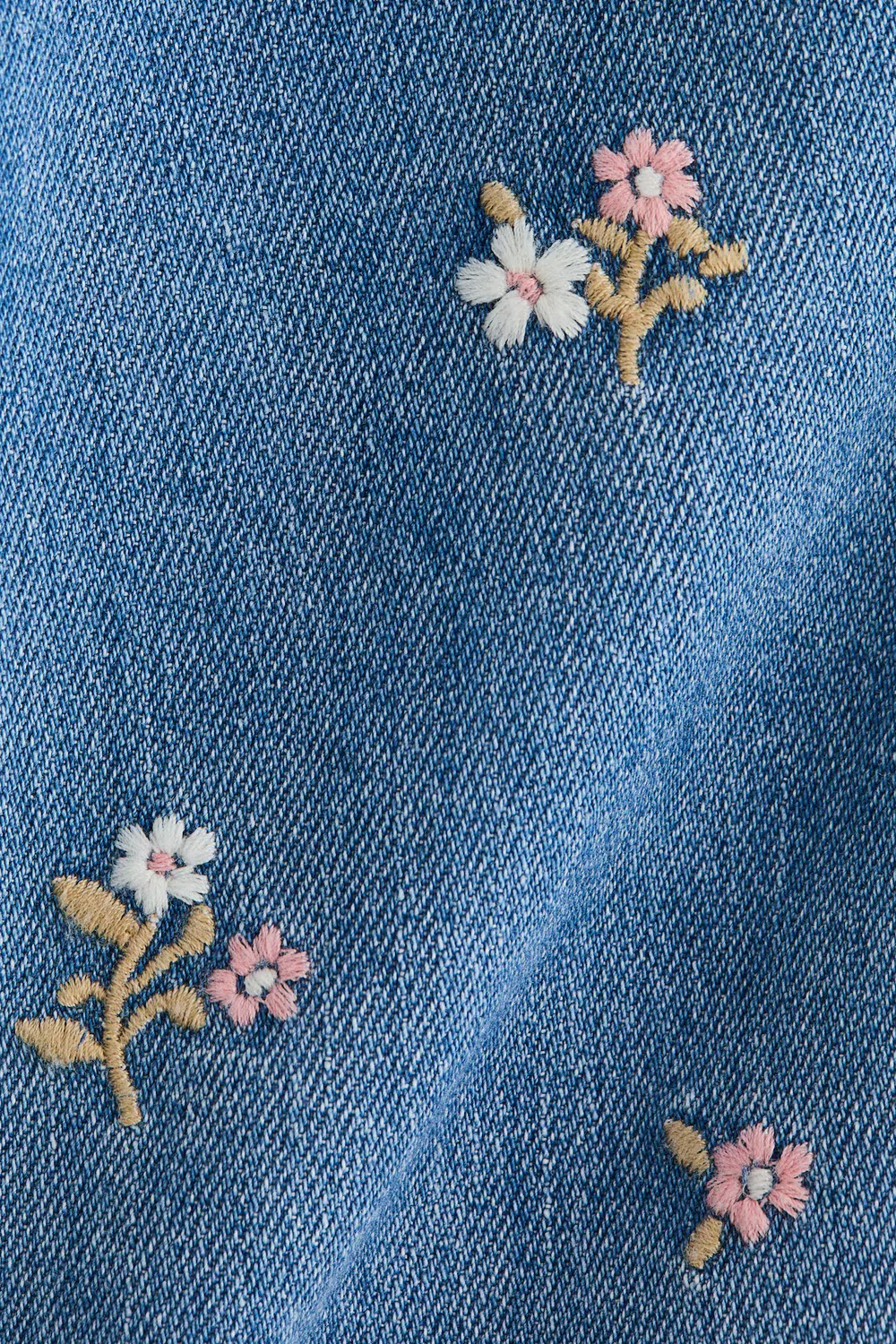 картинка Джинсы с вышивкой H&M, Denimblau/Blumen от магазина Одежда+