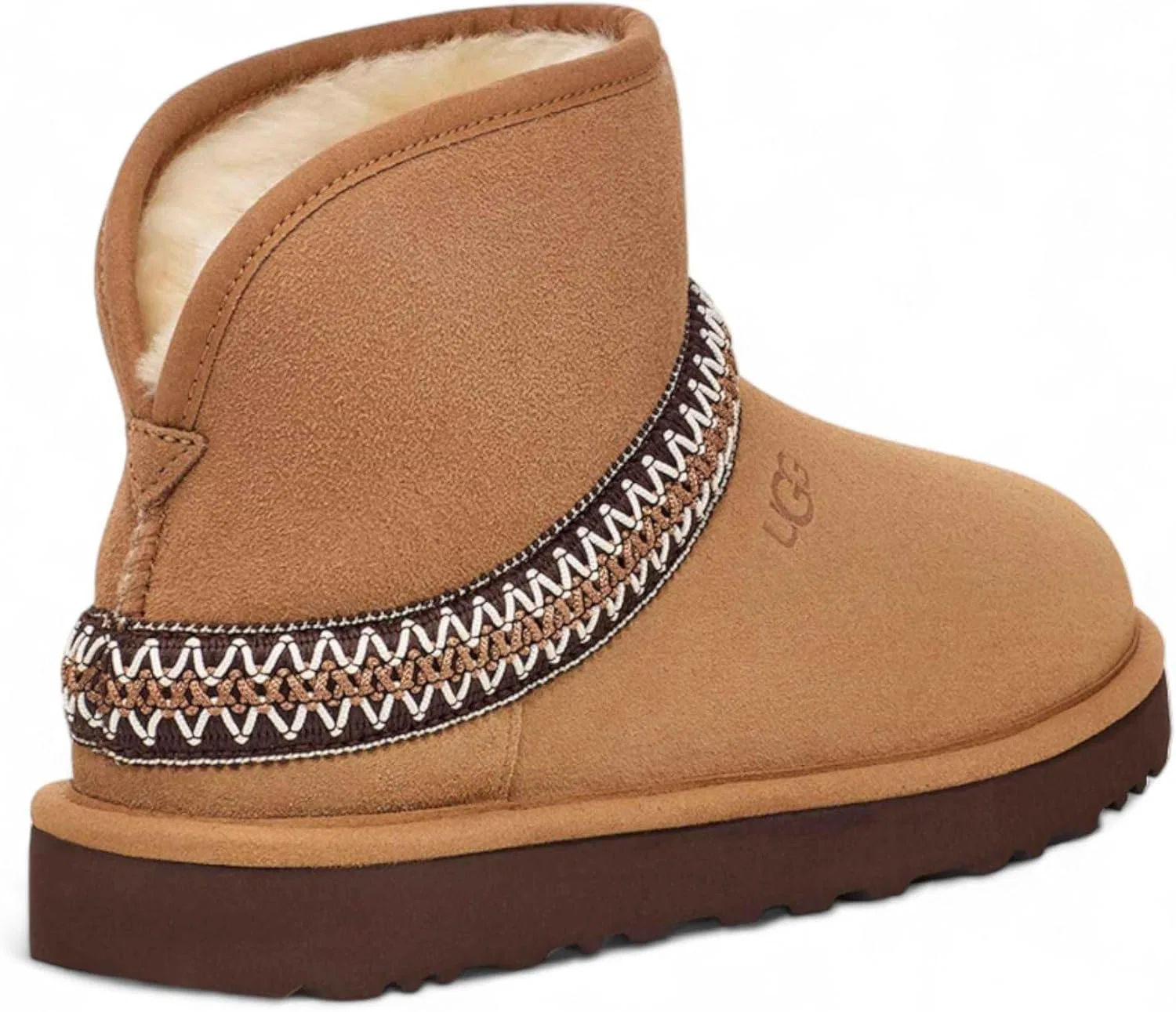 картинка Ботинки UGG Women's Classic Mini Crescent Fashion Boots, Chestnut от магазина Одежда+