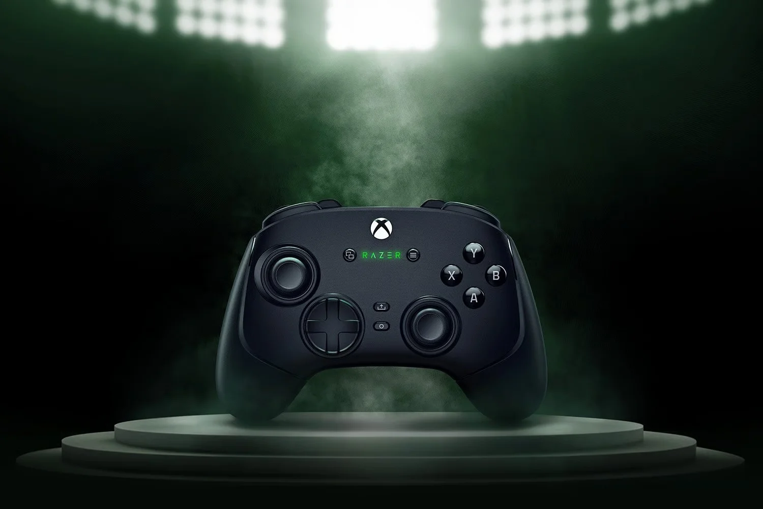 картинка Беспроводной игровой геймпад Razer Wolverine V3 Pro, черный от магазина Одежда+