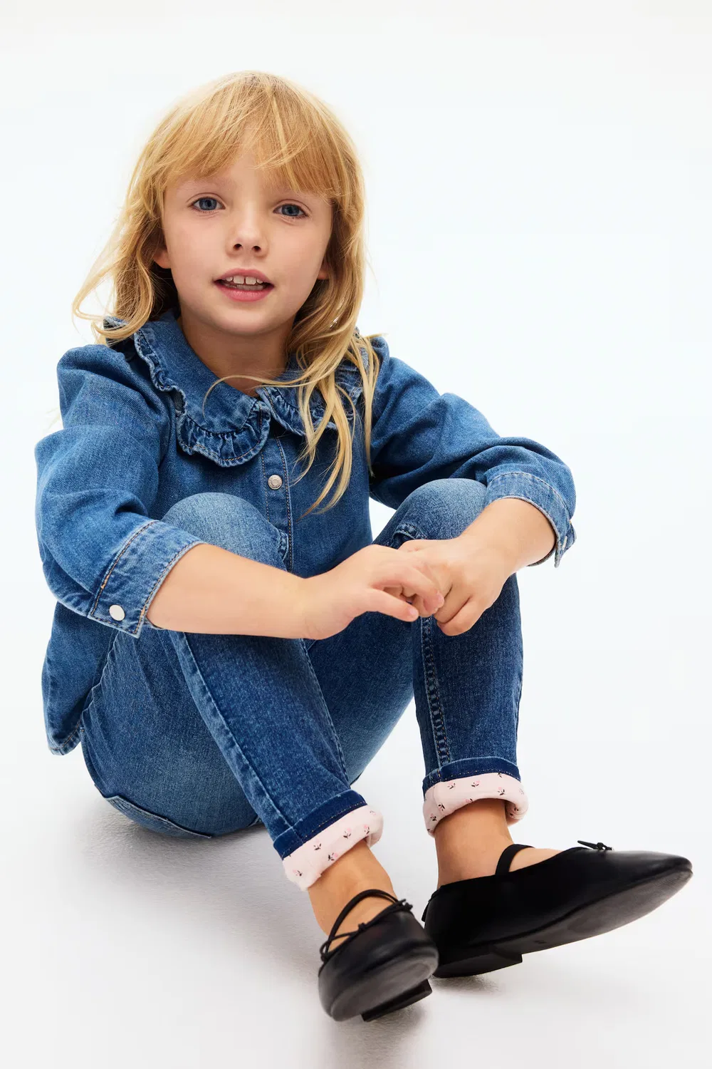 картинка Узкие джинсы на подкладке H&M, Denimblau/Geblümt от магазина Одежда+