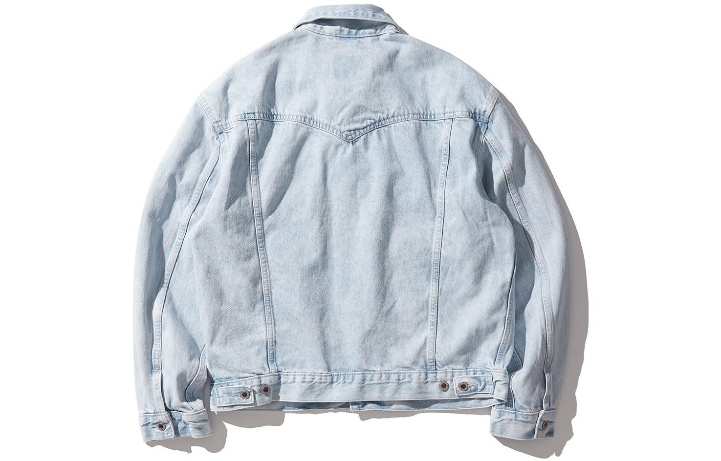картинка Мужская джинсовая куртка Levi's Trucker, светлый индиго от магазина Одежда+