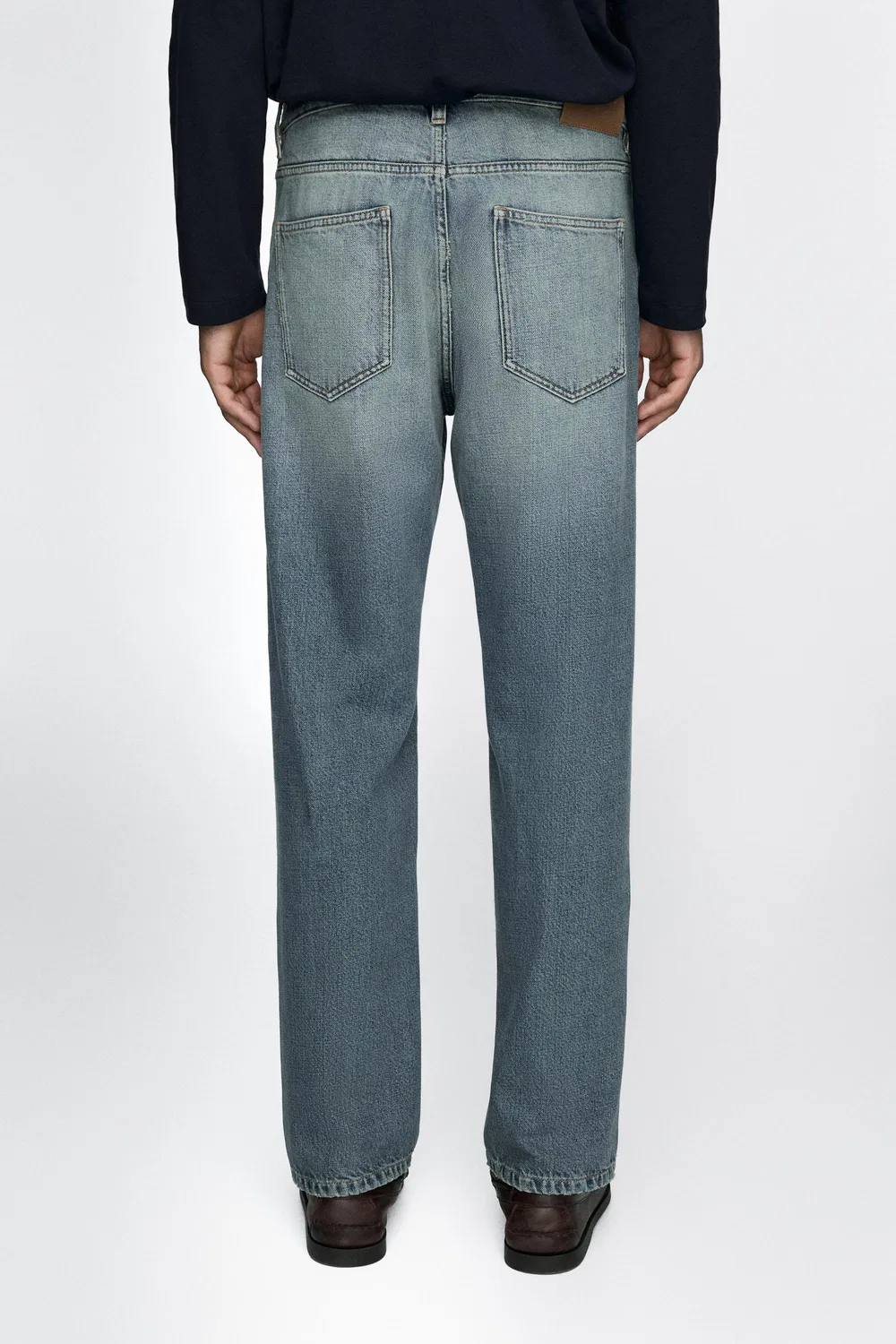 картинка Джинсы Massimo Dutti Straight-Leg, светло-голубой от магазина Одежда+